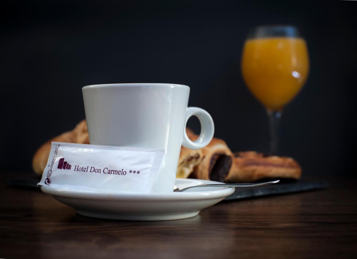 Hotel Don Carmelo Ávila Екстериор снимка