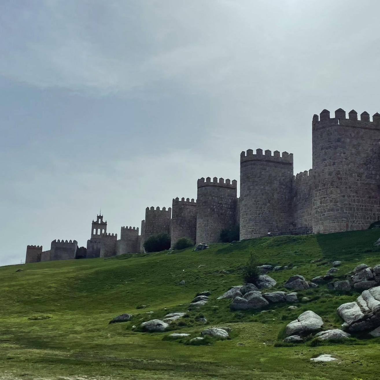Hotel Don Carmelo Ávila Екстериор снимка